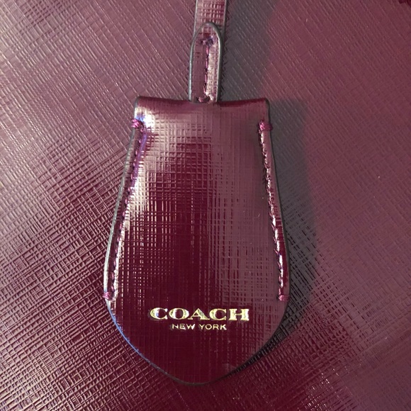 Coach Peyton Sherry Red Patent Leather Chain Tote - Picture 3 of 5